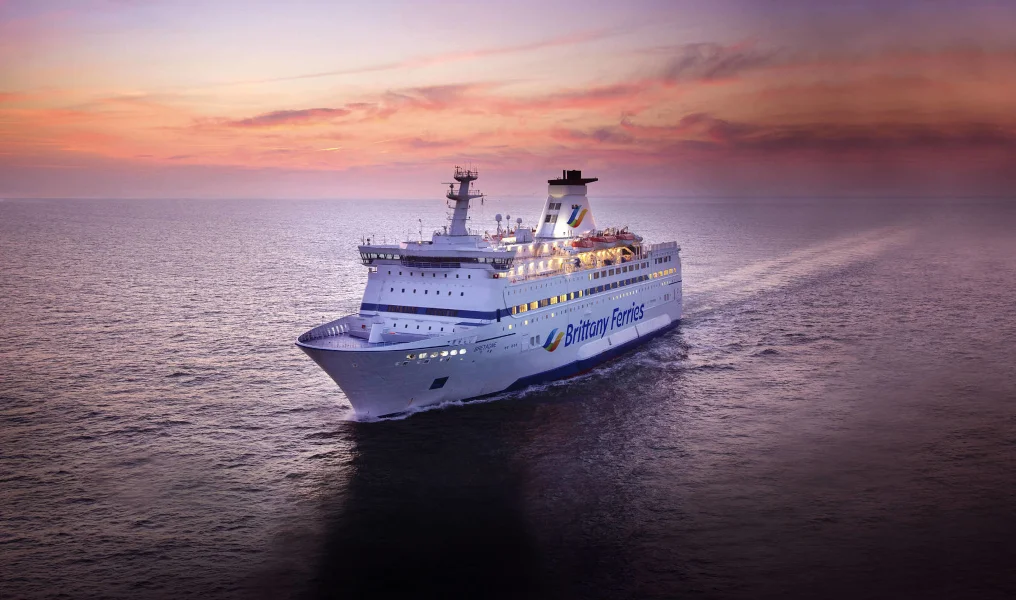 Transferts VTC depuis les ferries de Santander et Bilbao vers les campings et hôtels du Sud-Ouest de la France